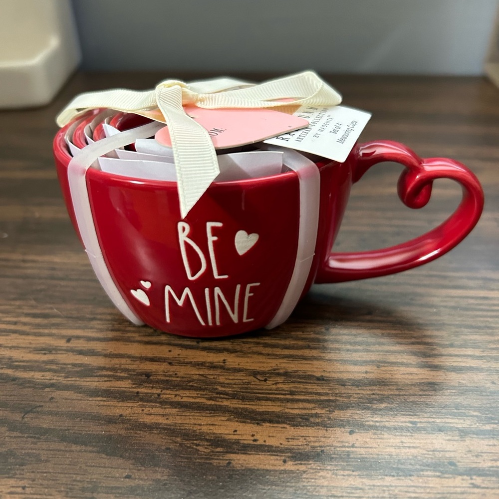 Rae Dunn Be Mine Measuring Cups